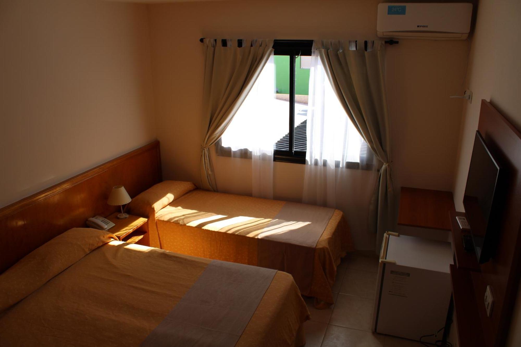 Hotel Bella Costa La Lucila del Mar Buitenkant foto
