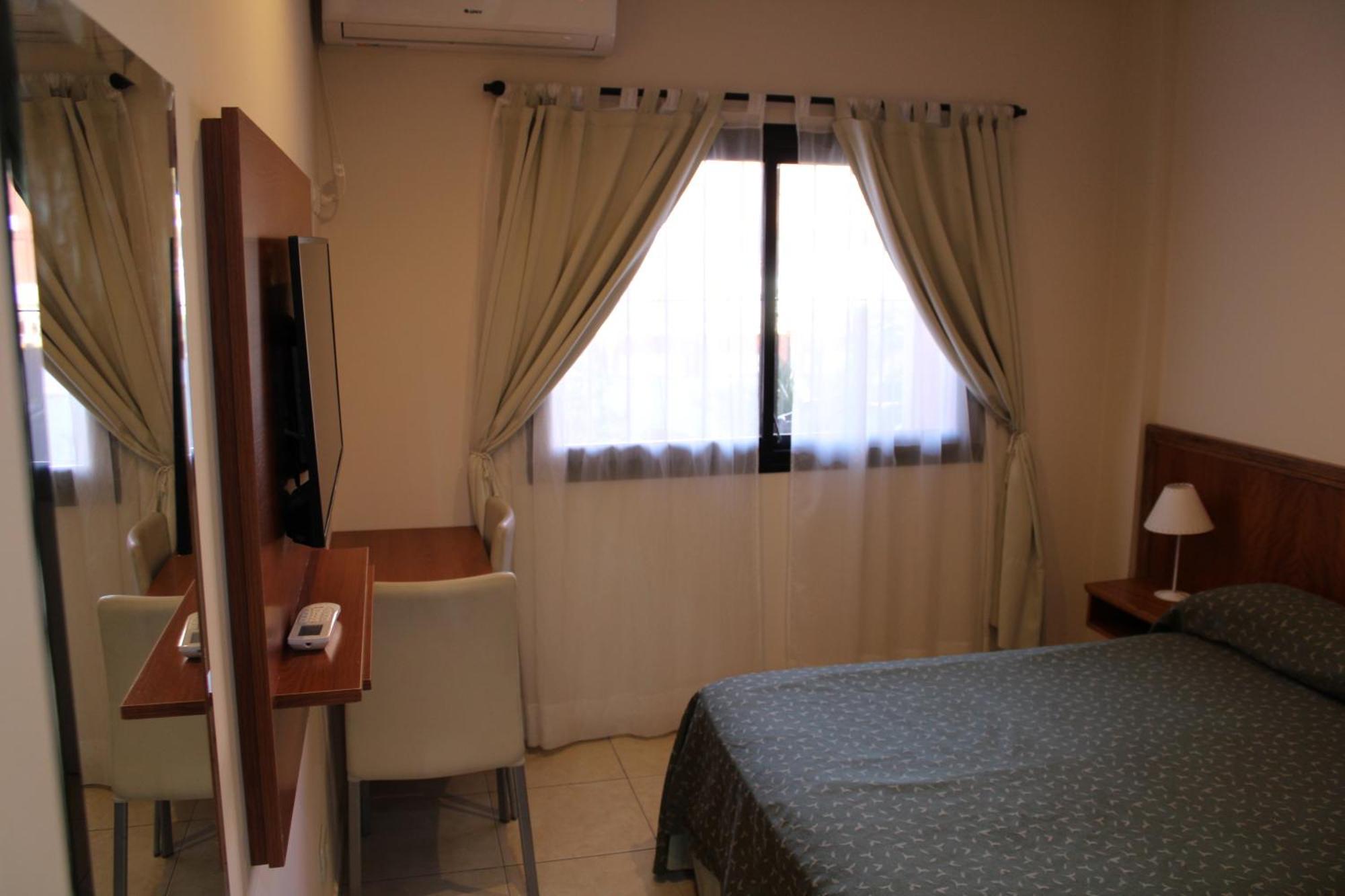 Hotel Bella Costa La Lucila del Mar Buitenkant foto